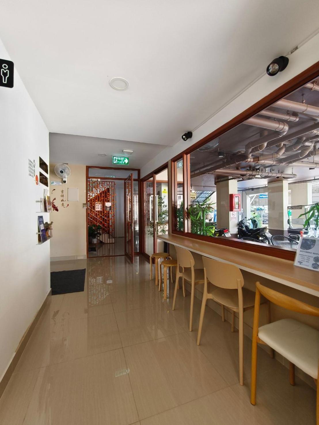 Hotel Snow House Buri Ram Zewnętrze zdjęcie