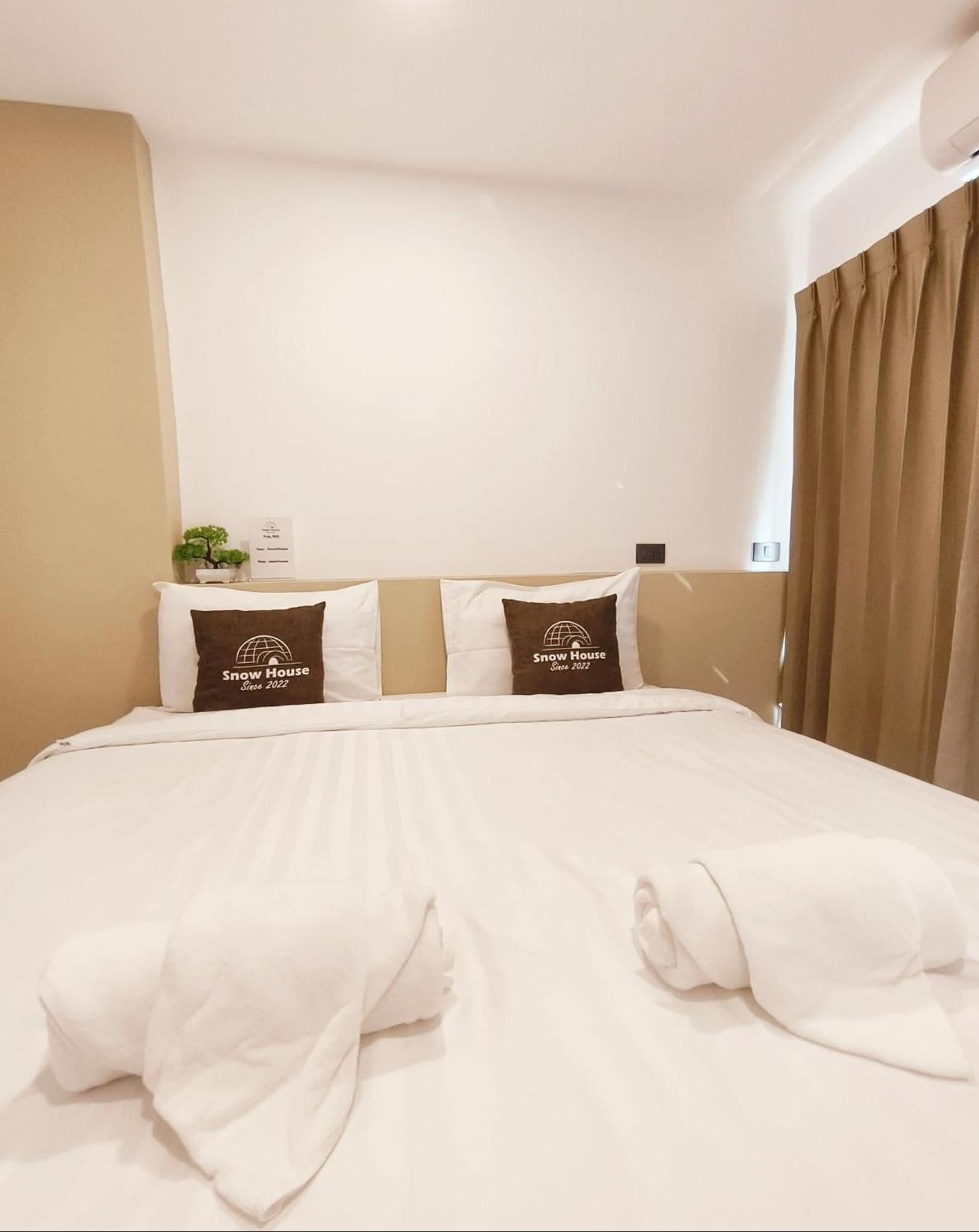Hotel Snow House Buri Ram Zewnętrze zdjęcie